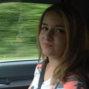 Meet your Posher, Rebecca